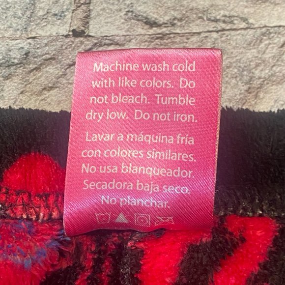 Chili Peppers Pajamas Bottom - Picture 4 of 4